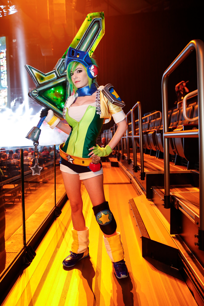 Illustration for article titled League Of Legends Cosplayers Were Killing It This Weekend